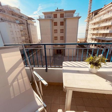 לידו די ג'סולו App4Rent Saturno 4 - Family Apartment, Wifi, Parking מראה חיצוני תמונה